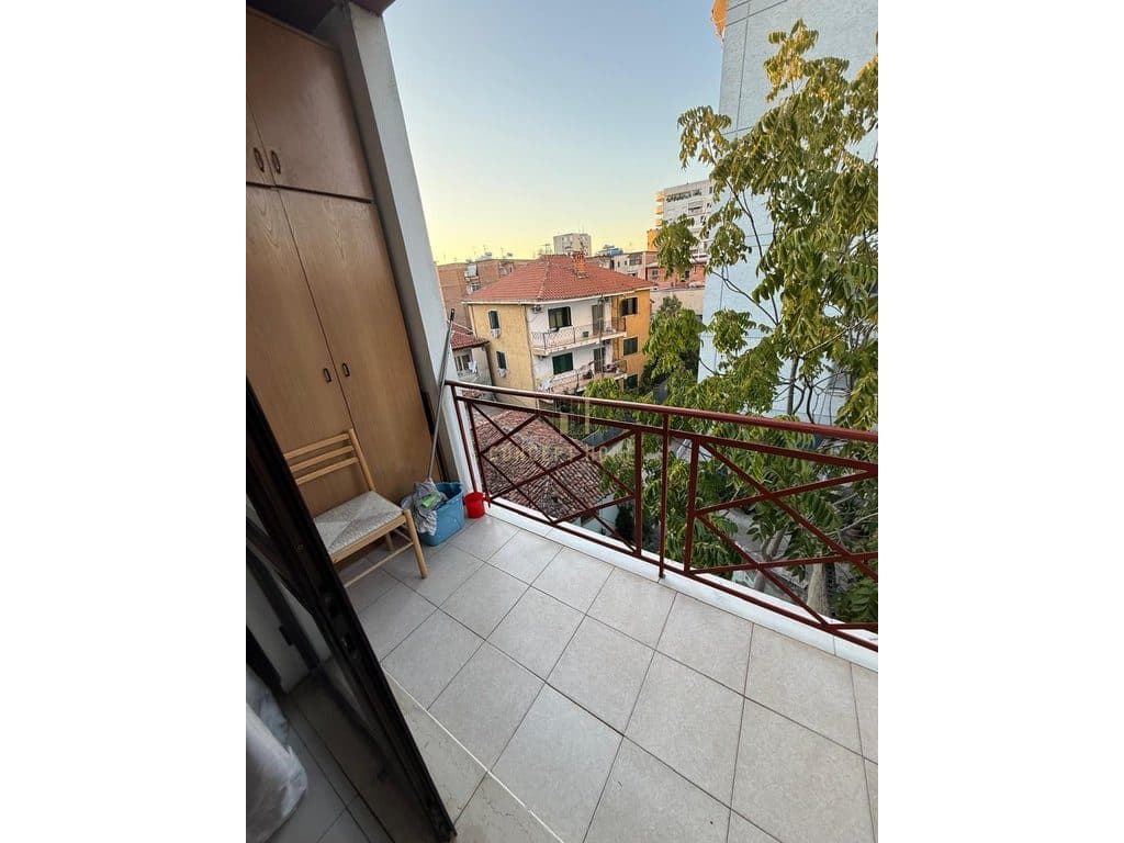 Jepet me qera apartment 1+1 Tek 21 Dhjetori 3