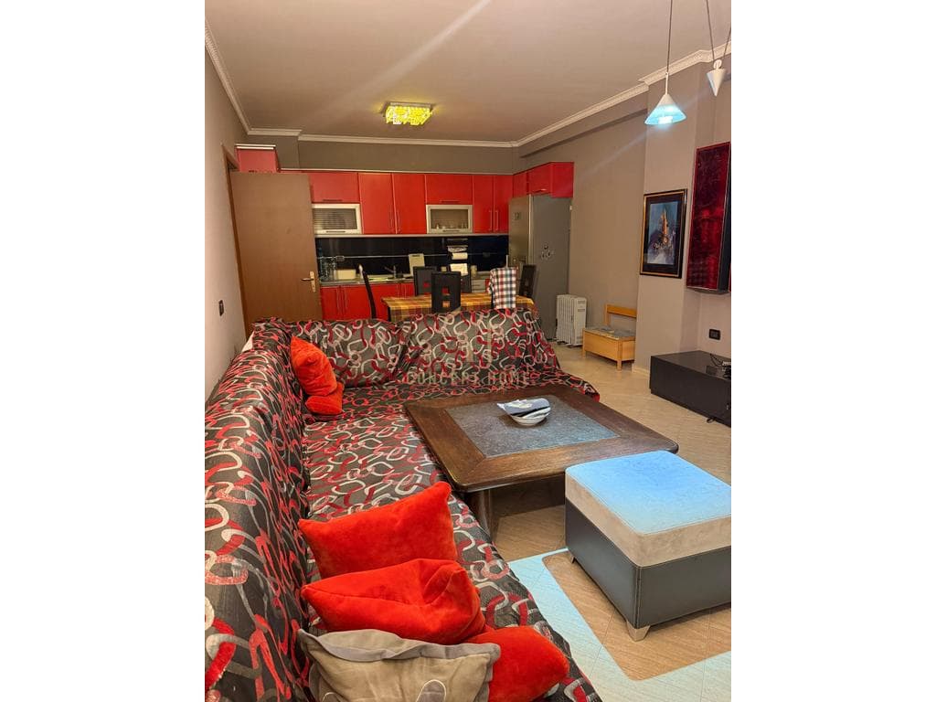 Jepet me qera apartament 2+1+2 ne Astir
