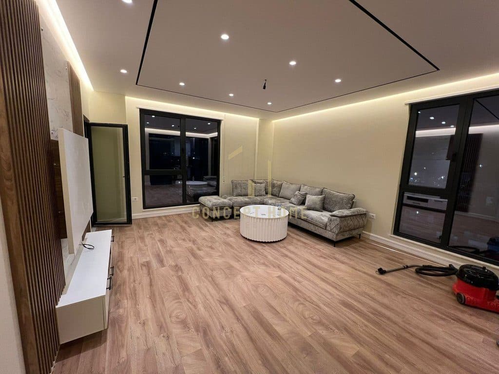Jepet me qera apartament 3+1+2+2 ne Porcelan