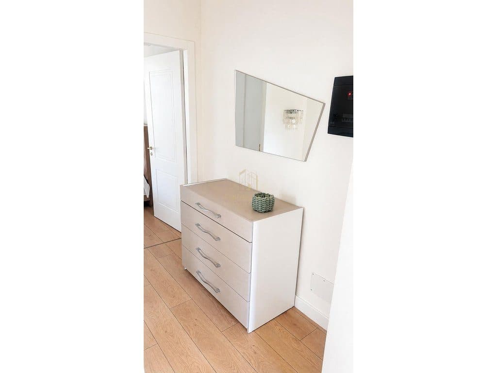 Jepet me qera apartament 2+1 tek Kodra e Priftit 2