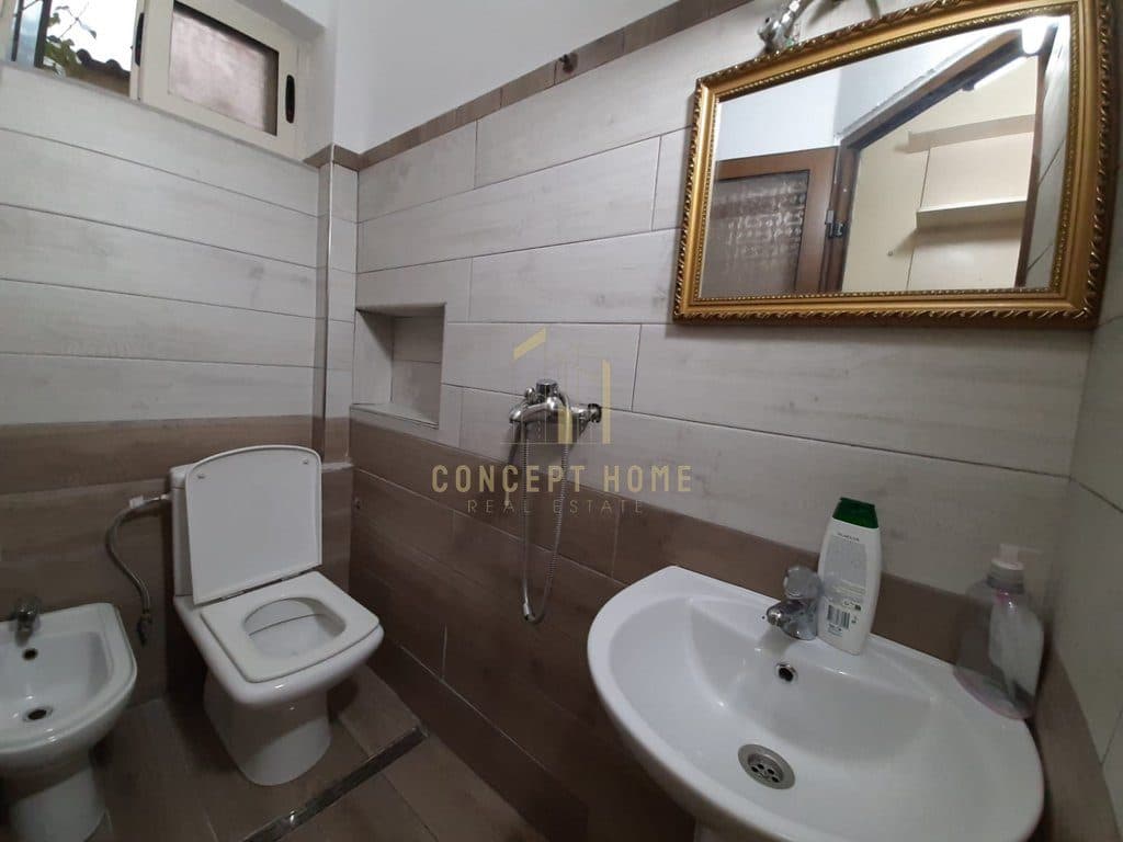 Jepet me qera Apartament 1+1: Bulevardi Ri 4