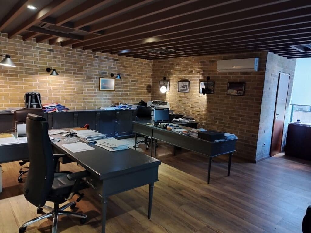 Pronë Komerciale në Shitje në Bllok, Tiranë - 783,000€ | 174m² 4