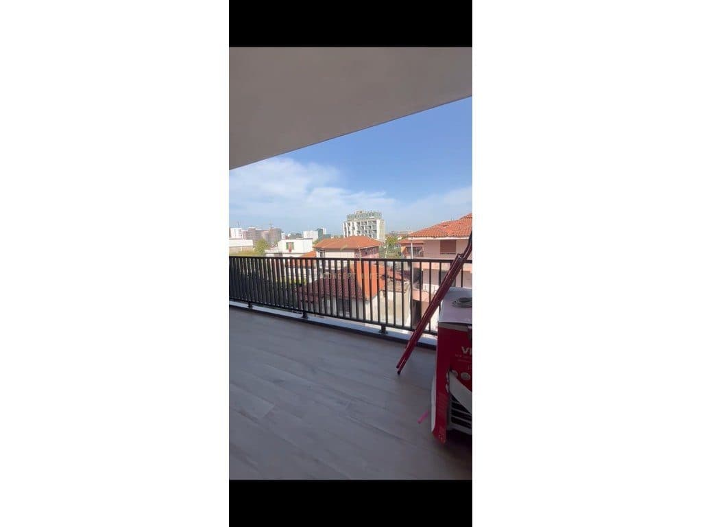 Jepet me qera apartament 2+1 tek Siri Kodra 3