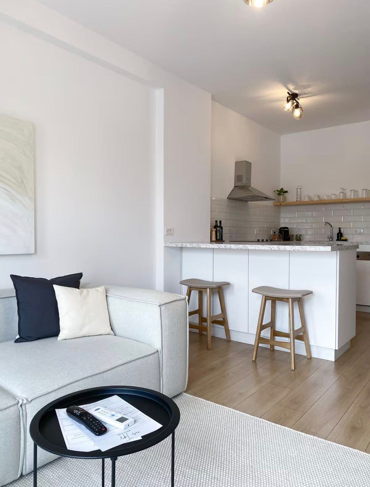 Apartament 1+1 me qera tek Jordan Misja. 2