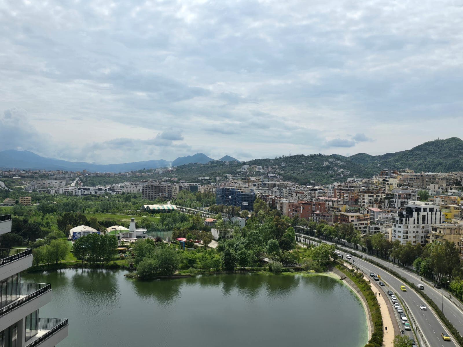 Apartament Me Qira tek Liqeni Artificial, Lake View - 5000€ | 233.2 m² 4