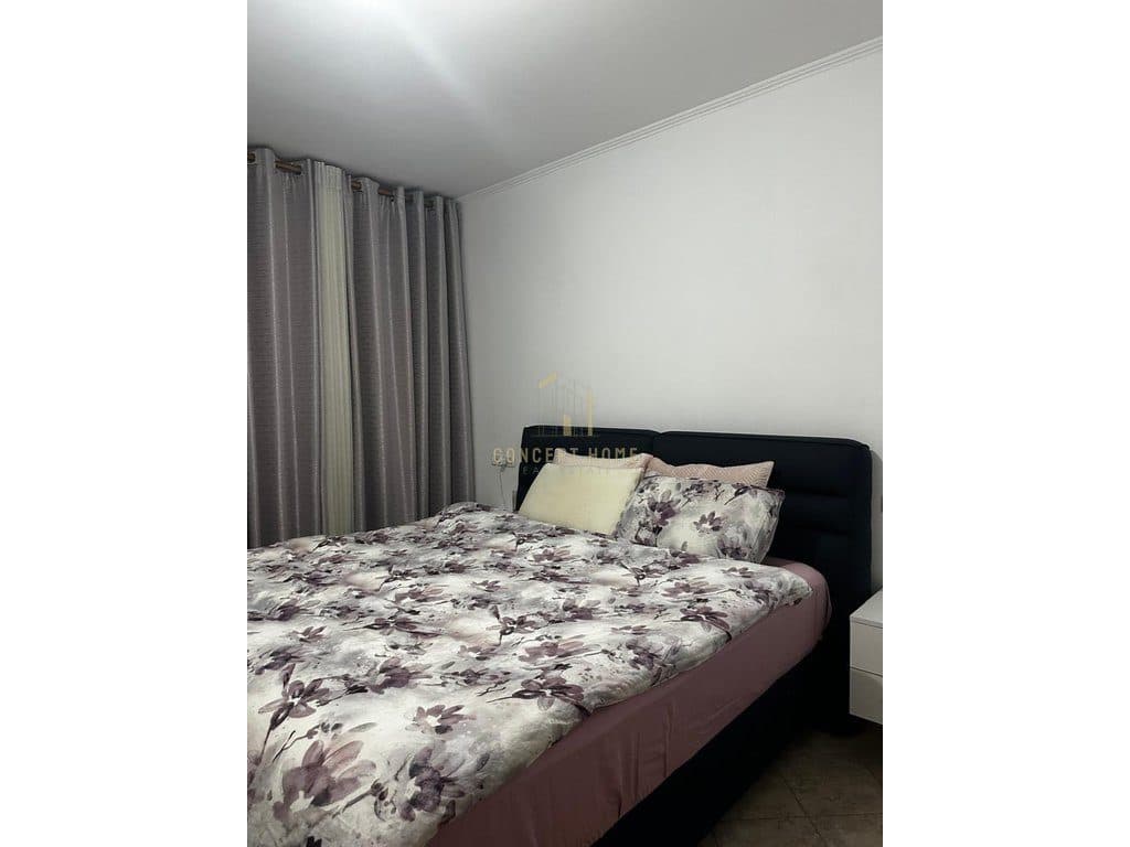 Jepet me qera apartament 2+1+2 ne Astir , prane Vila L 4