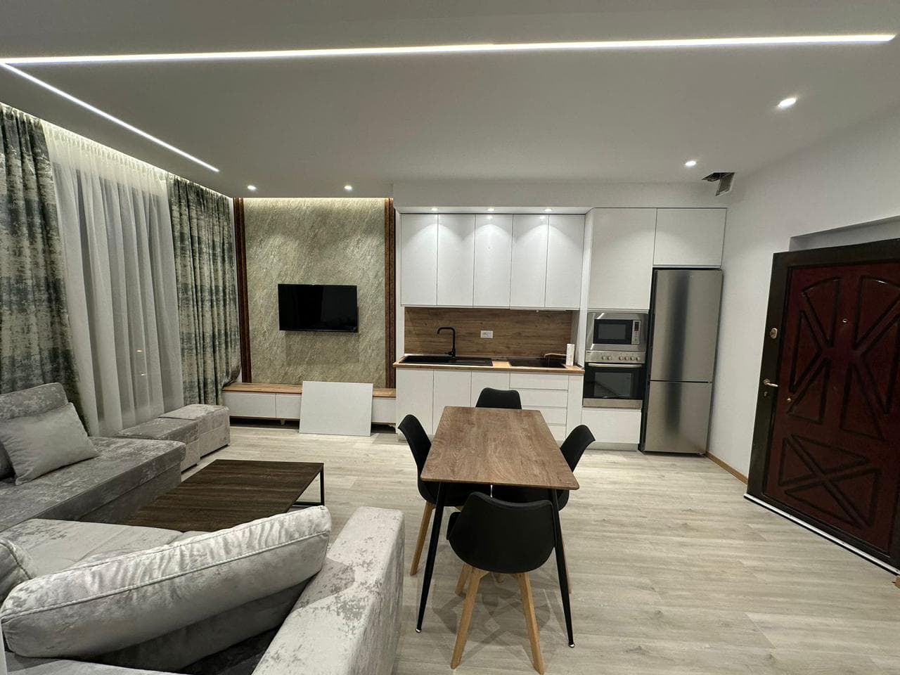 Jepet me qera apartament 1+1 tek Zogu i Zi