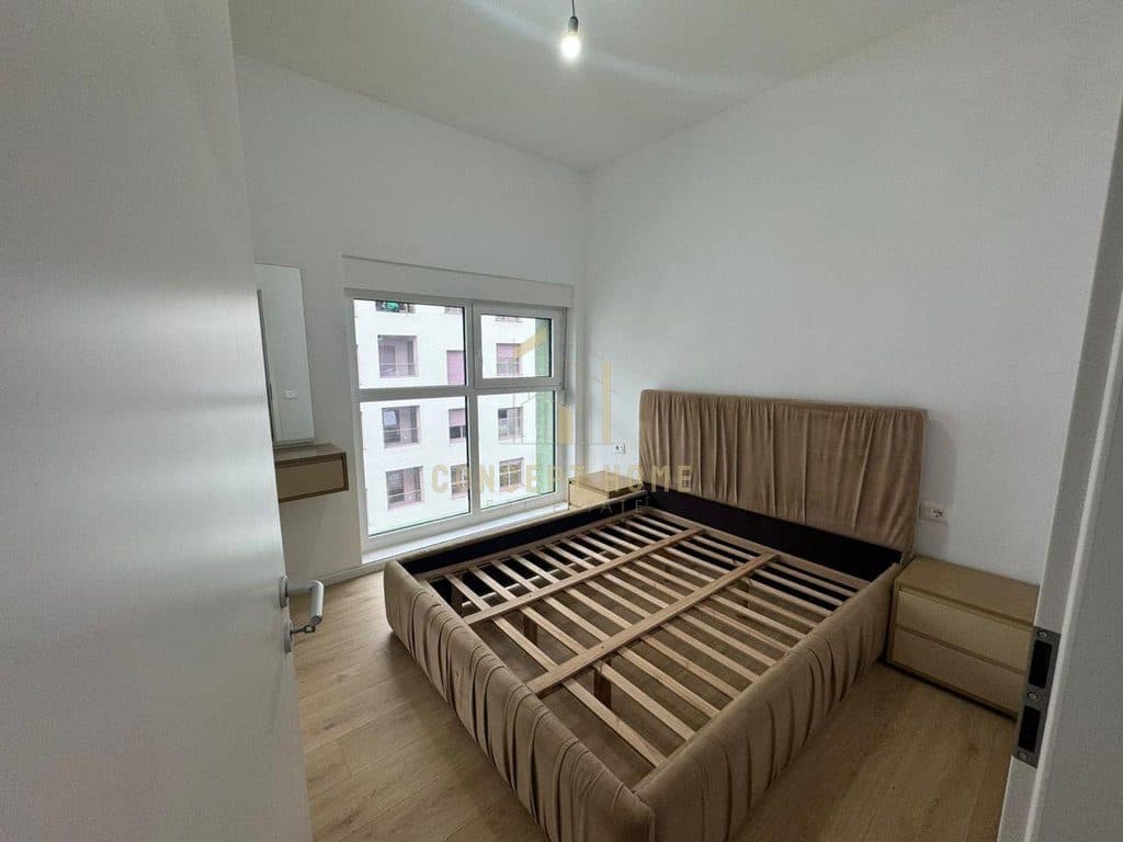 Jepet me qera apartament 1+1 ne 4