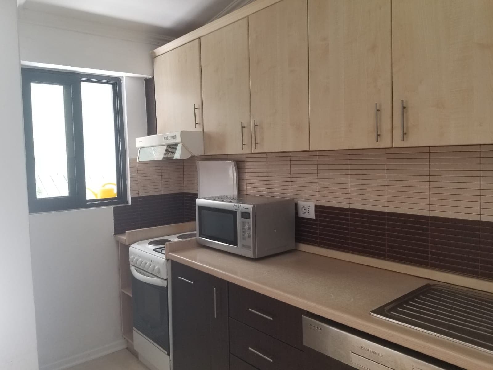 Jepet me qera apartament 2+1 ne Bllok 2