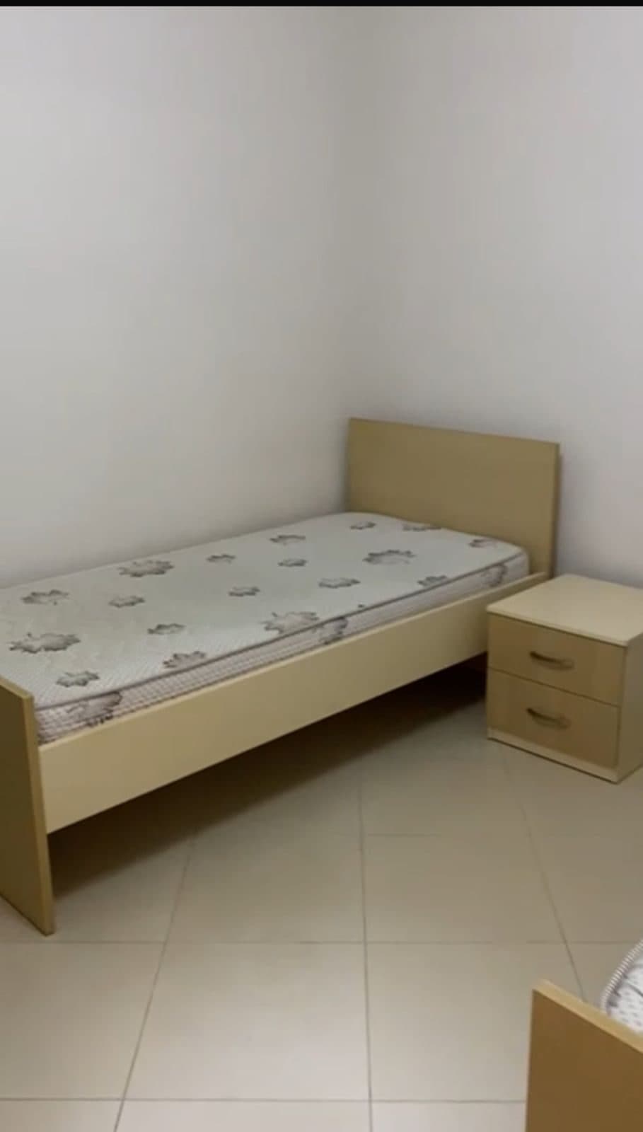 Jepet me qera Apartamenti 2+1 , ne Selite 4