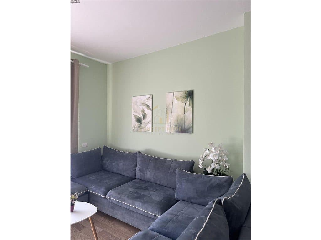 Jepet me qera apartament 1+1 ne 3