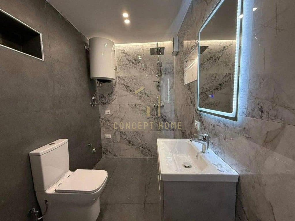 Jepet me qera apartamenti 1+1 tek Rruga Elbasanit (ose per zyra)