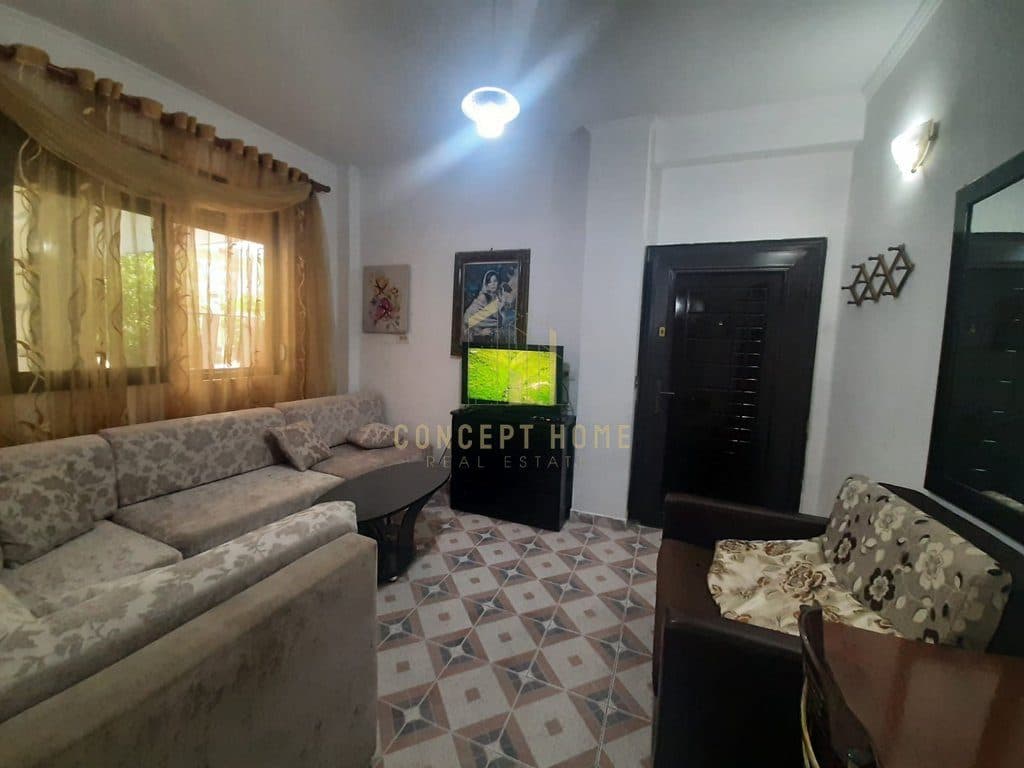 Jepet me qera Apartament: Bulevardi Ri