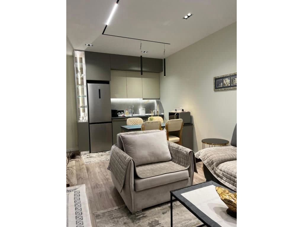 Jepet me qera Apartament 1+1 ne Qender 2