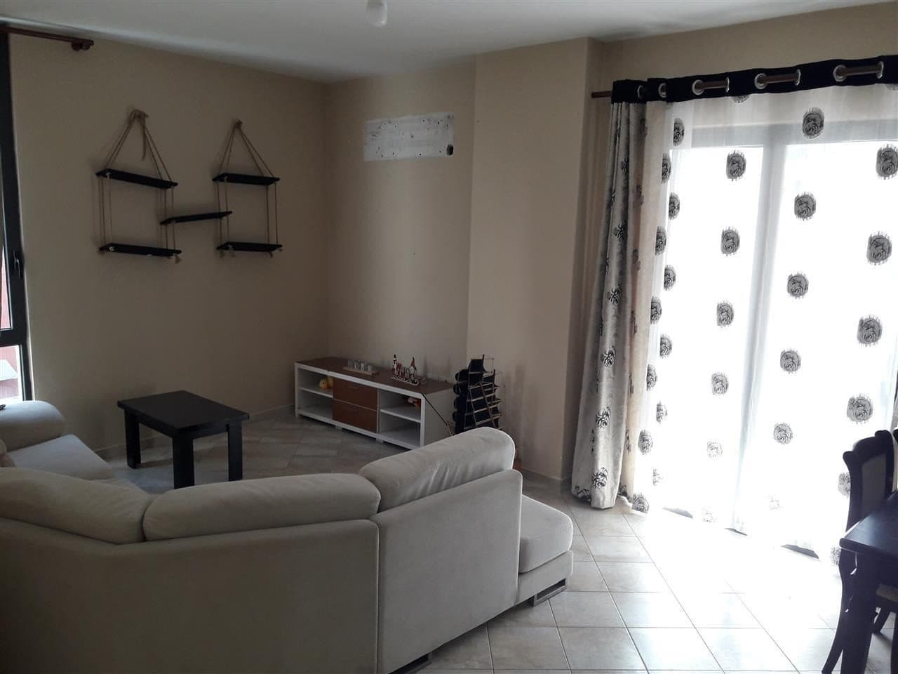 Apartament 2+1+2 për Qira në Yzberisht, Tiranë - 450€ | 123 m² 3