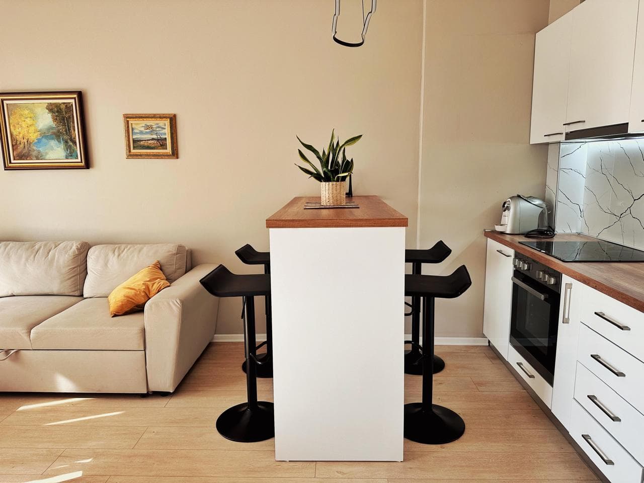 Jepet me qera Apartament 1+1 tek Rruga Elbasanit