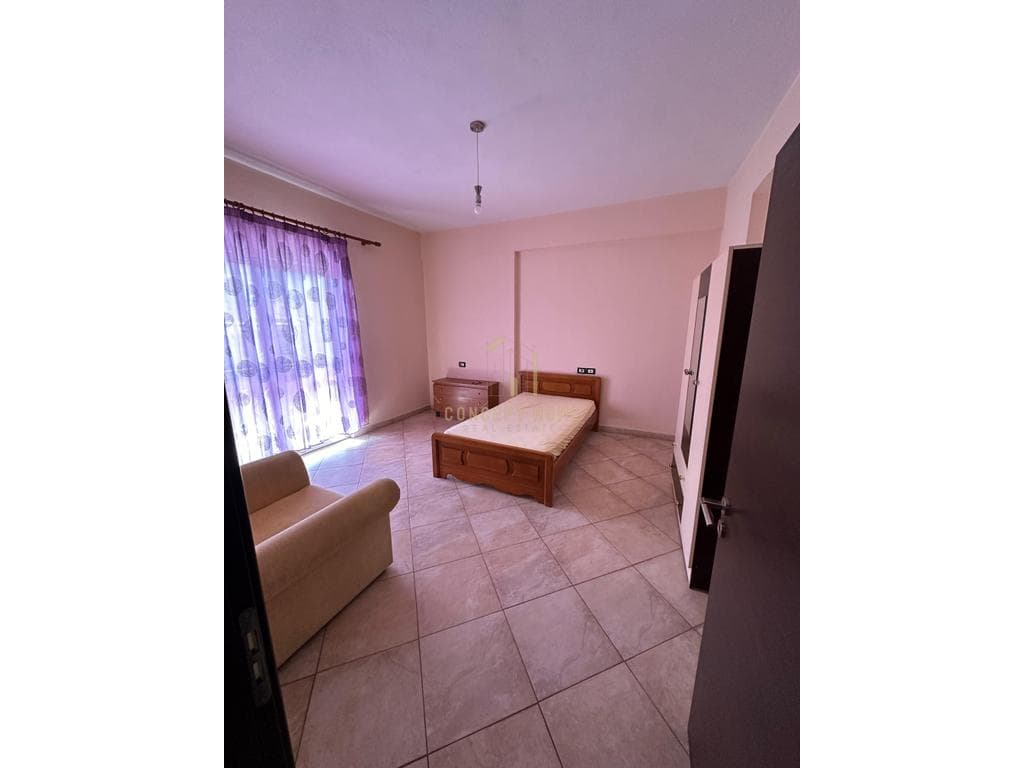 Apartament 3+1 Për Qira në Ali Demi, Tiranë - 500€ | 130 m² 4