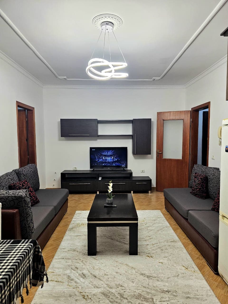 Jepet me qera apartamenti 2+1+2 ne Fresk 3