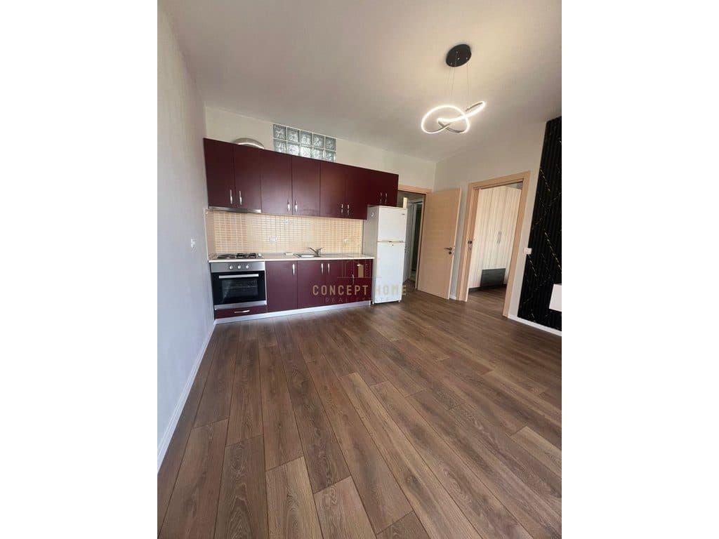 Shitet apartament 1+1 ne Fresk 3