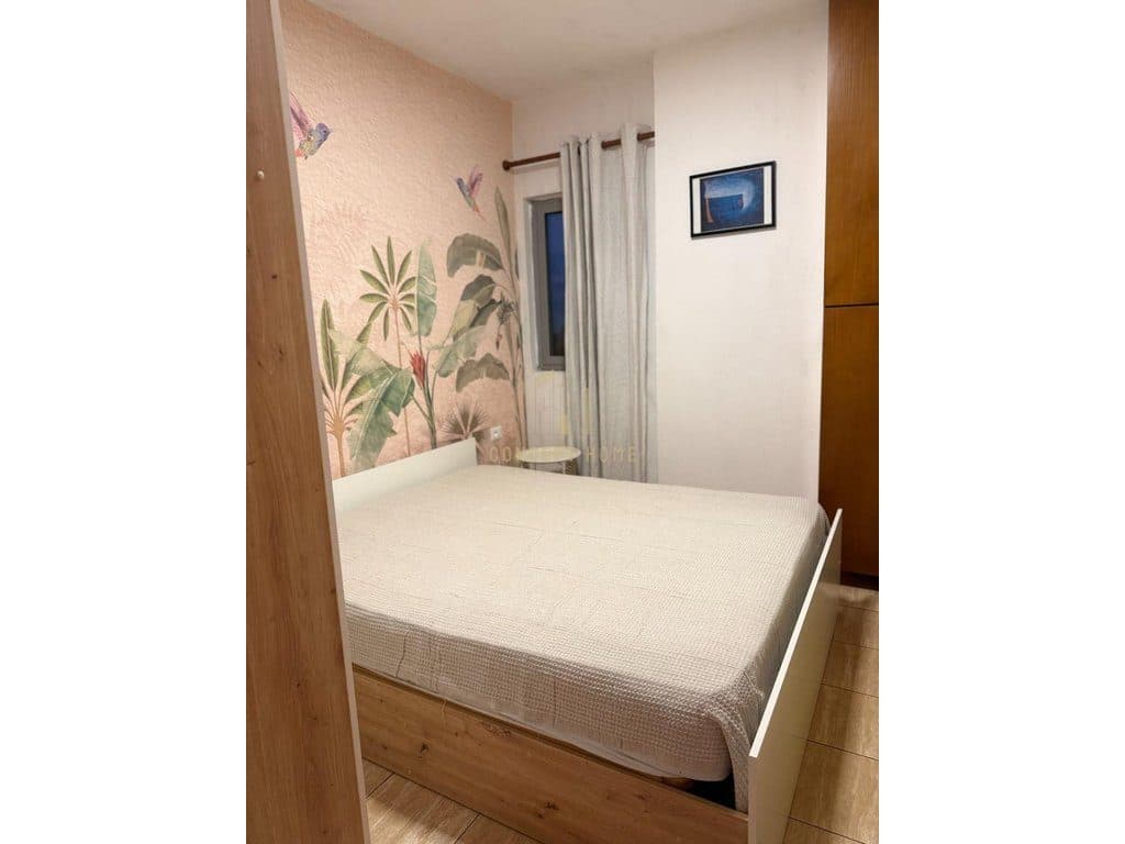 Jepet apartament me qera 1+1 ne 4