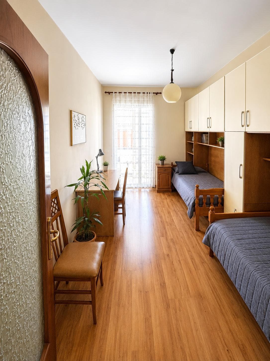 Jepet me qera qera Apartamenti 2+1 tek Harry Fultz 4