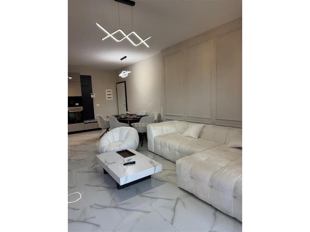 Jepet me qera Apartament 3+1+2 tek Rruga e Kavajes 4