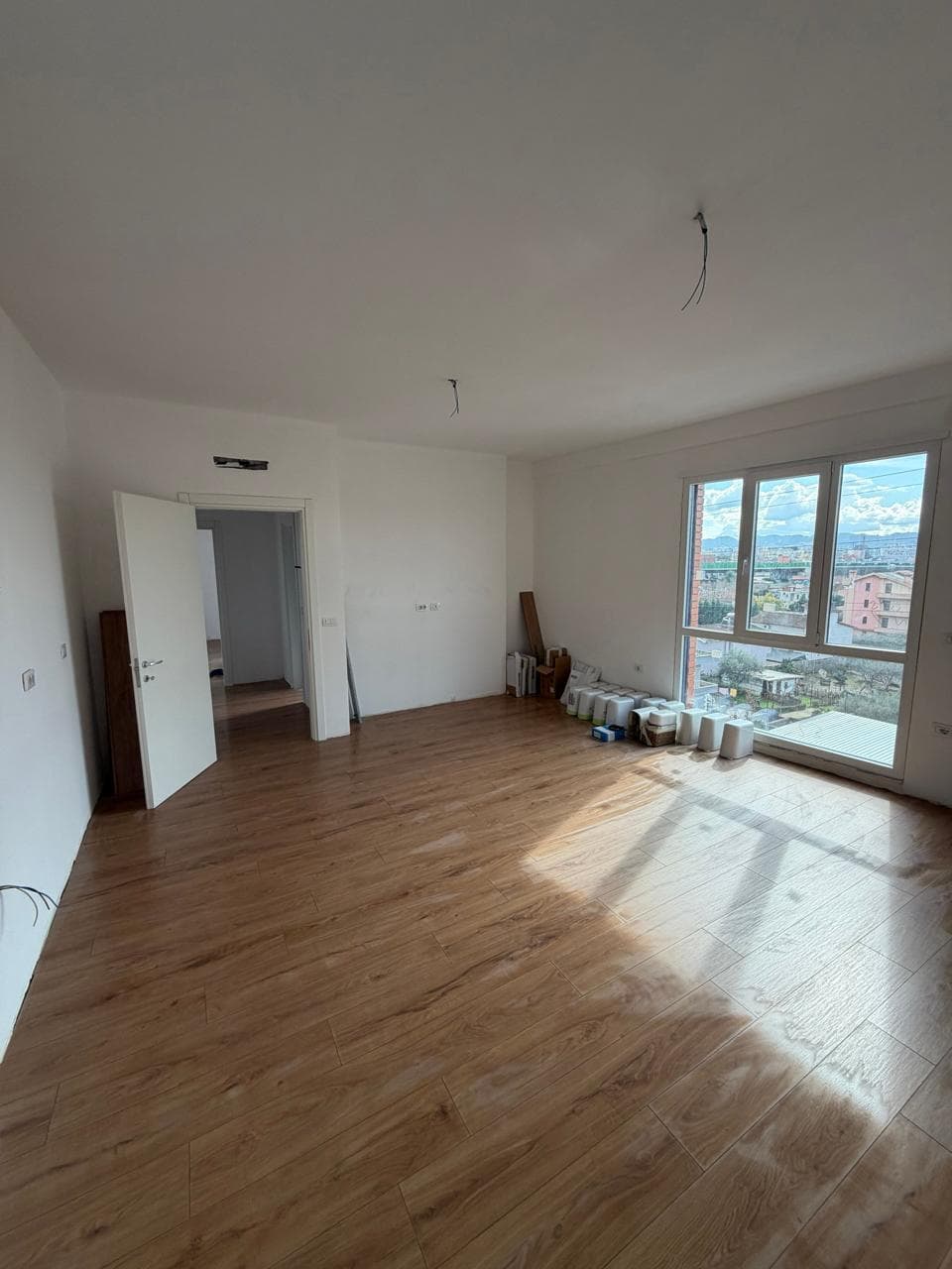 Shitet apartament 1+1 ne Paskuqan 2