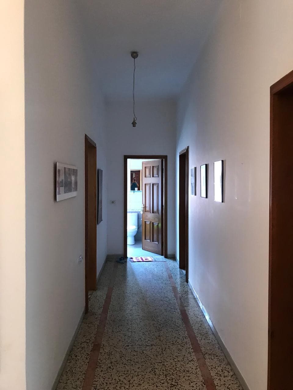 Jepet me qera apartament 3+1 ne Qender 2