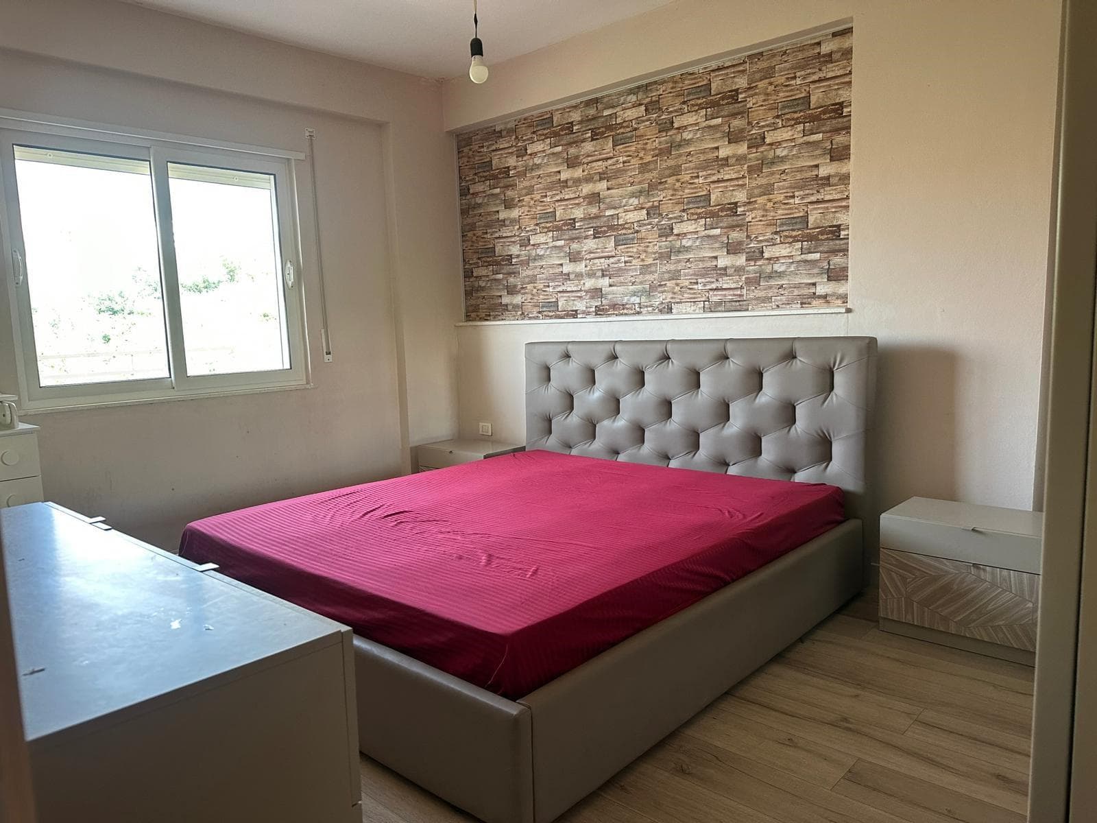 Jepet apartament me qera 2+1 ne Fresk 4