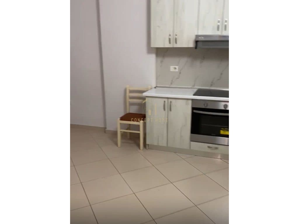 Jepet me qera Apartamenti 2+1 , ne Selite 2