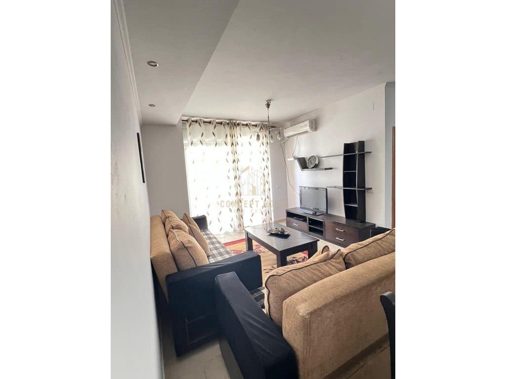 Apartament 2+1 me qera ne Astir.