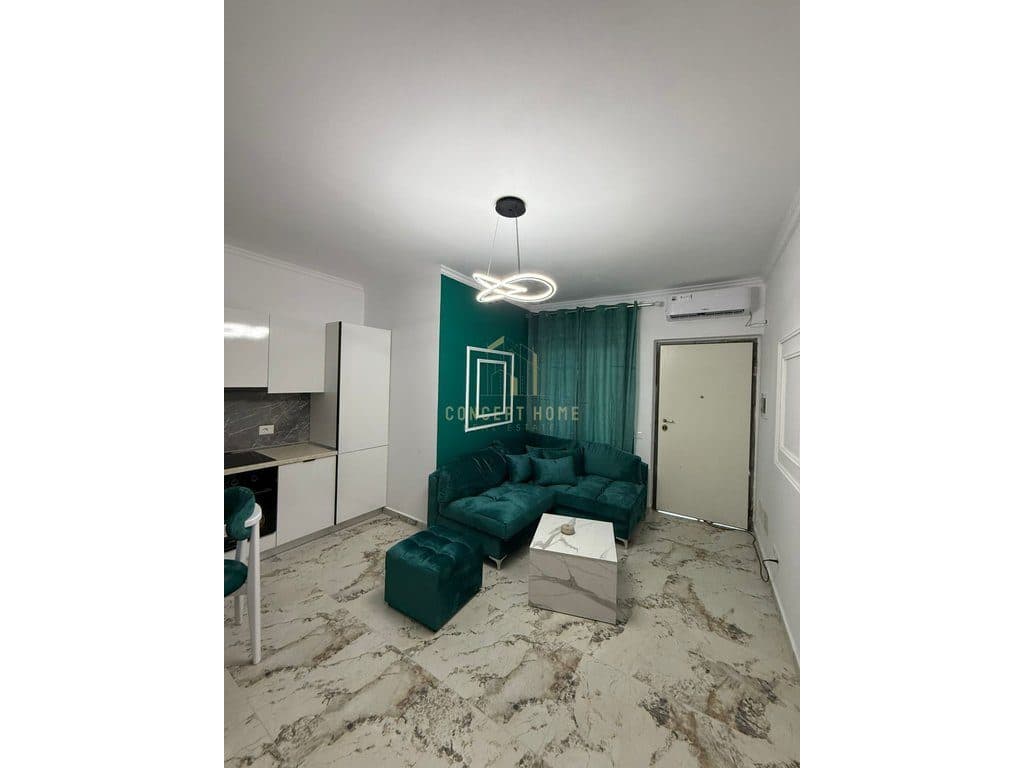 Shitet Apartament 1+1+ depo +parkimi te Shkembi kavajes