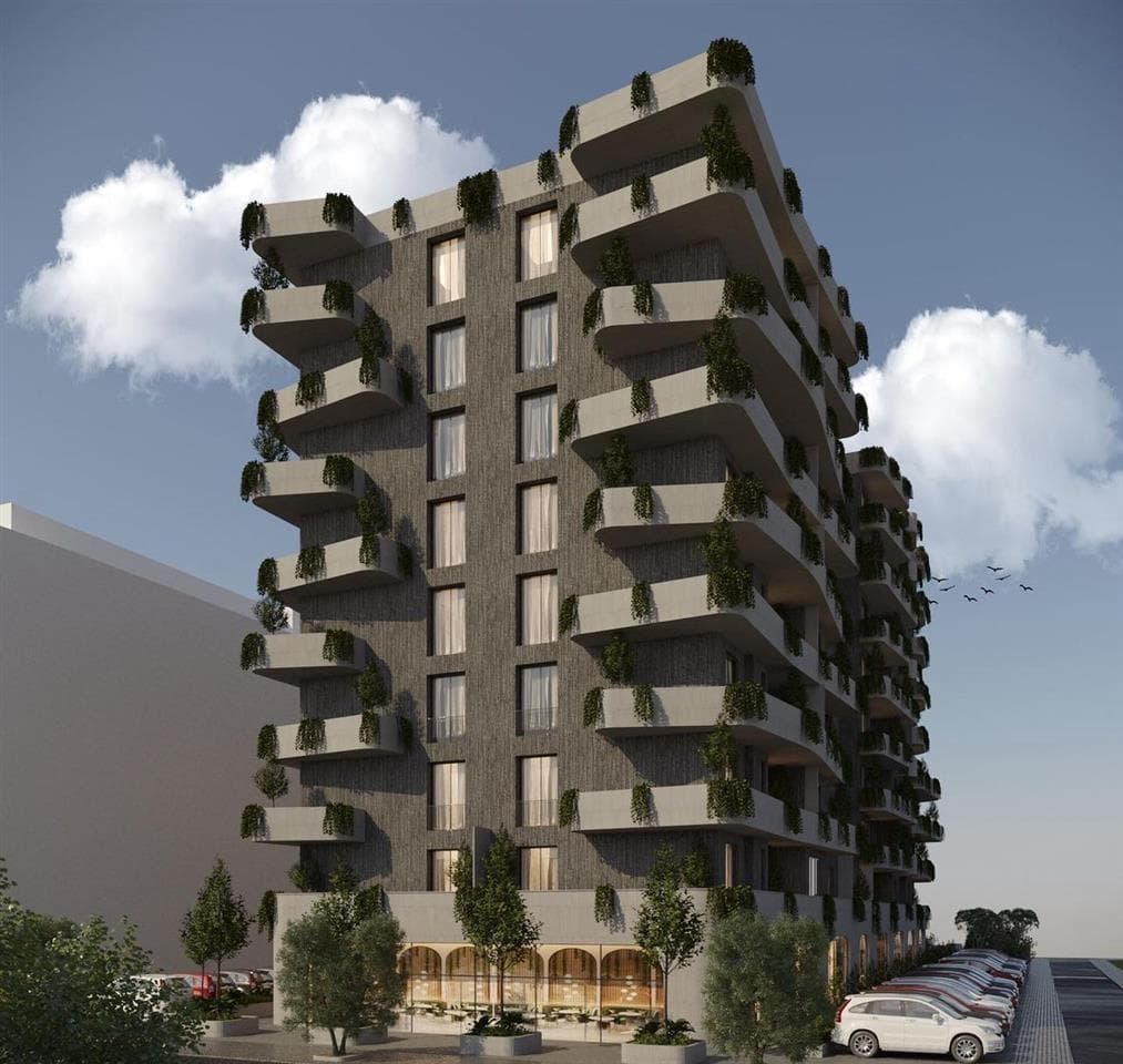 Shitet apartament 2+1 ne Kamez
