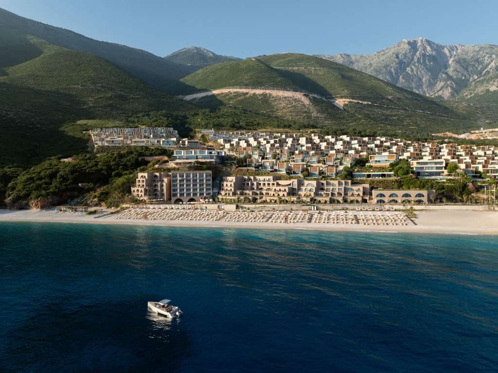 Shitet Apartament 1+1+Parkim Green Coast/366.902€ 4