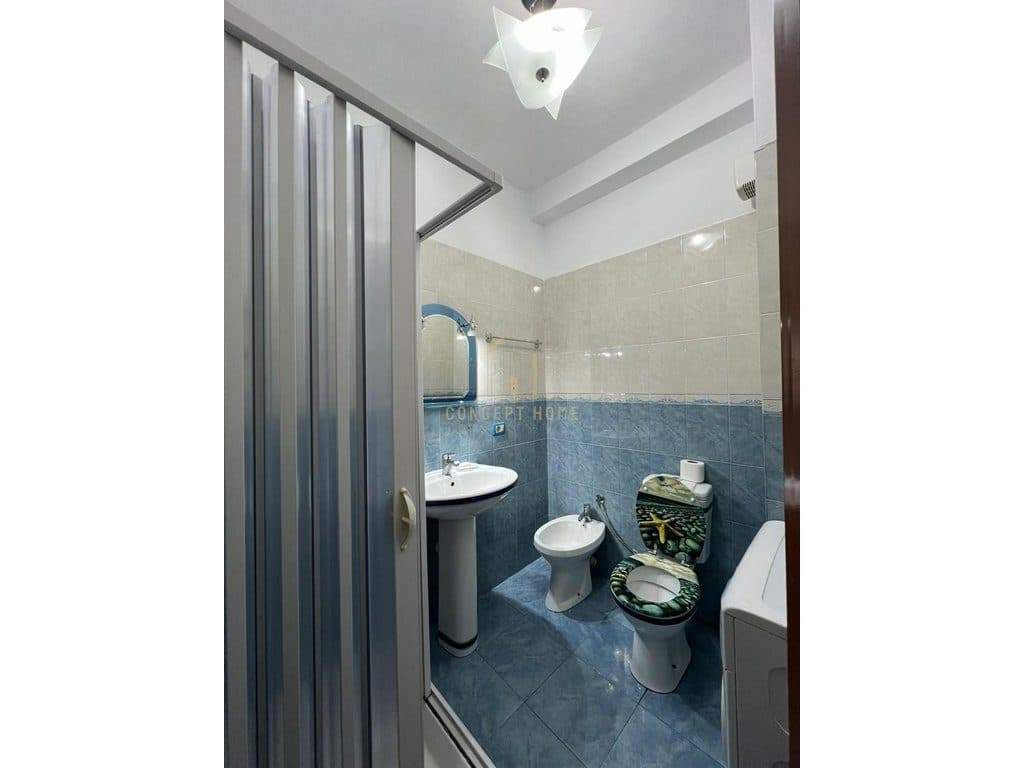 Apartament 2+1+2 Me Qira në Komunën e Parisit, Tiranë - 850€ | 85 m²
