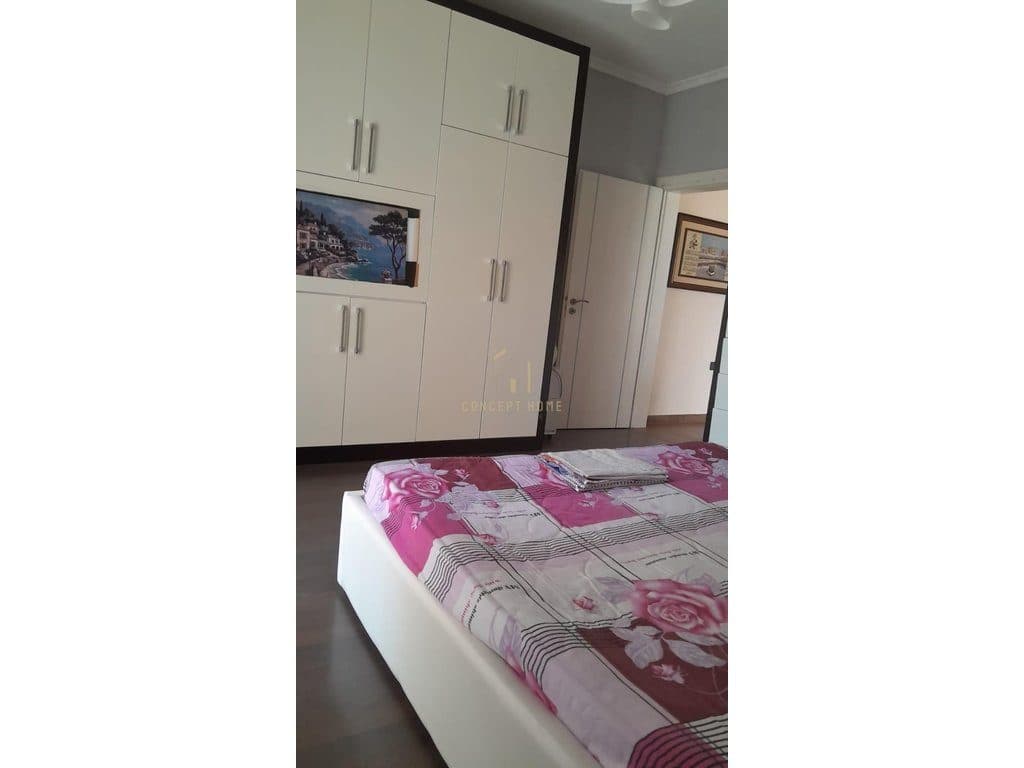 Jepet me qera apartament 1+1 ne 3