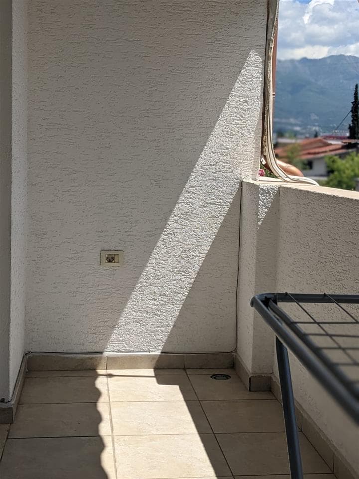 Jepet me qera Apartament 1+1 Ne Don Bosko 2
