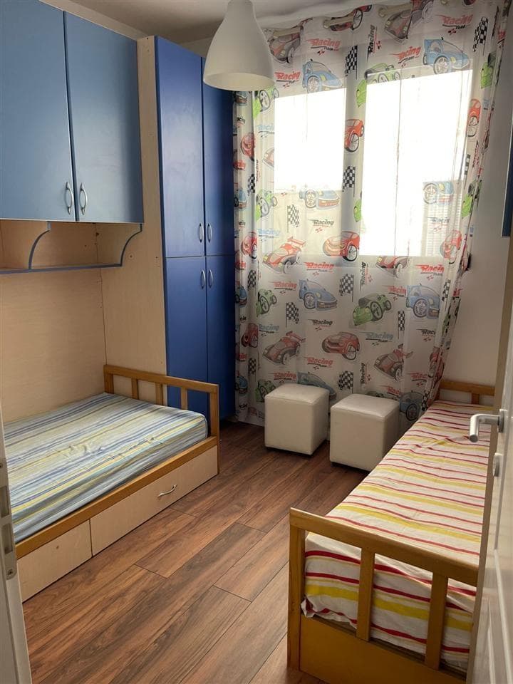 Jepet me qera apartament 2+1 tek Kodra e Diellit 3
