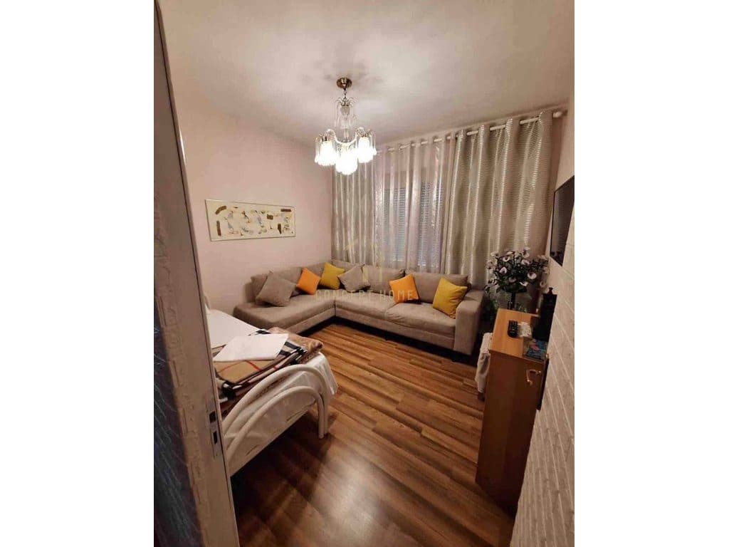 Shitet apartament 2+1 ne Myslym shyr 4