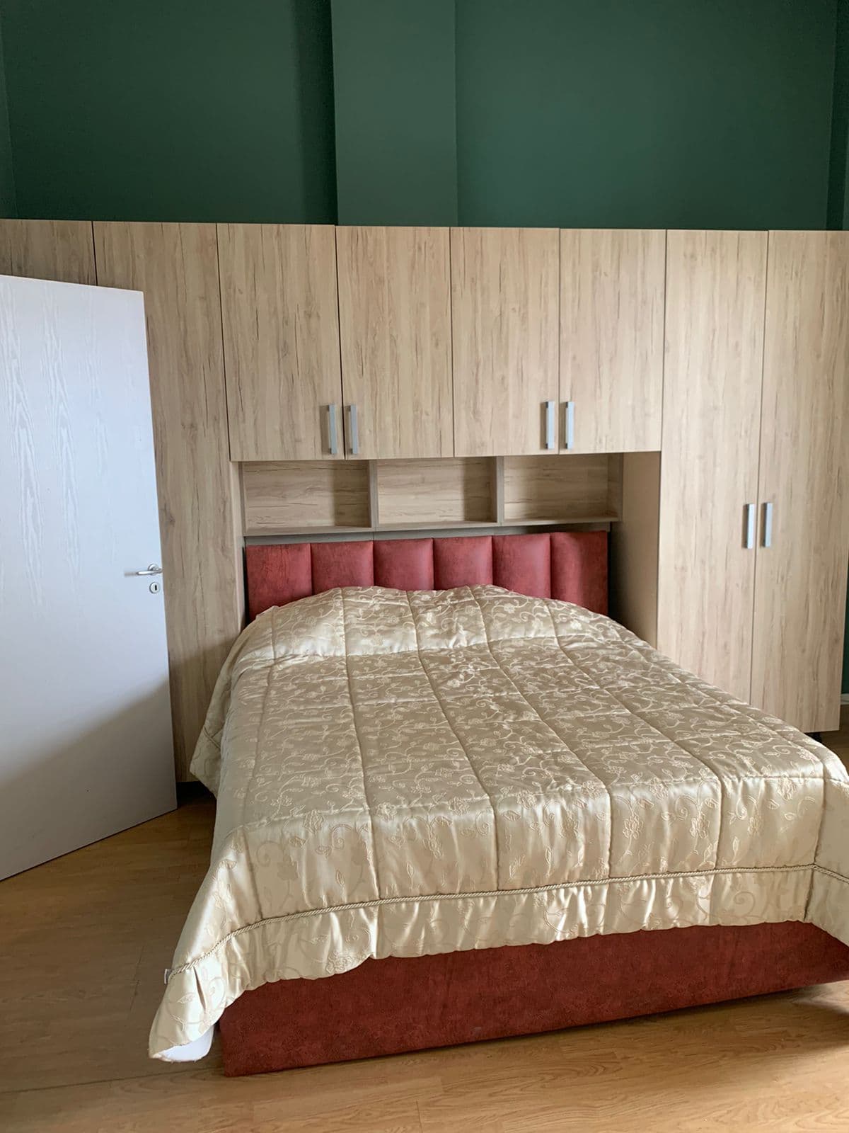 Jepet me qera apartament 2+1+2 te Kopshti Botanik 2