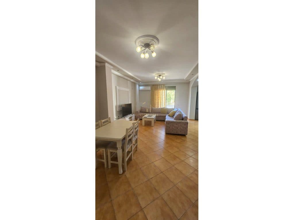 Jepet me qera apartament 2+1 ne Fresk 2