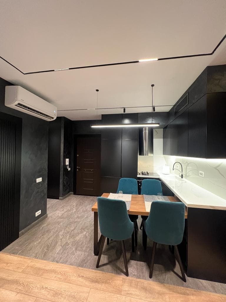 Apartament 2+1 Me Qira në Rruga Barrikadave, Tiranë - 1300€ | 70 m² 2