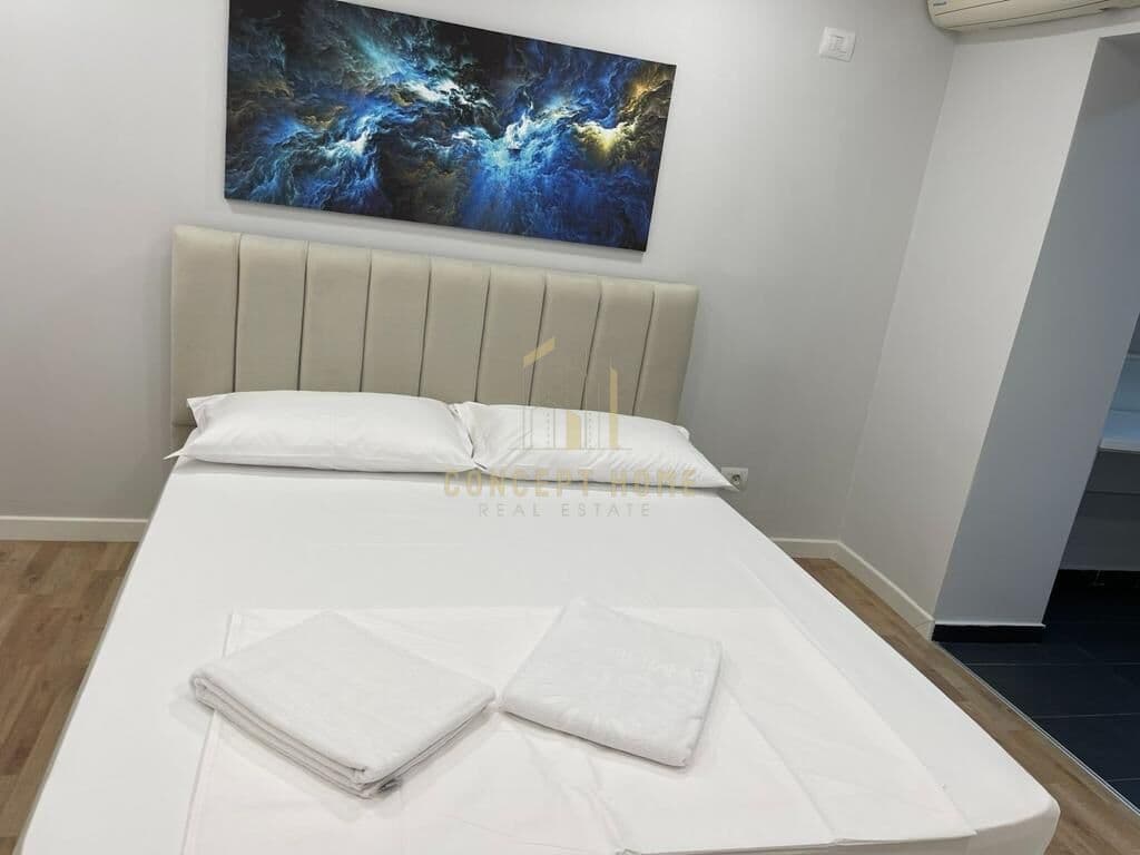 Jepet apartament 1+1 me qera tek Stadiumi Dinami