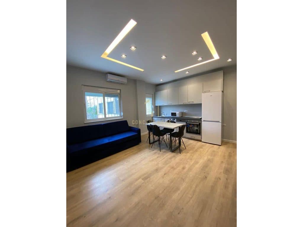 Apartament 1+1 Me Qira në 21 Dhjetori, Rruga Muhamet Gjollesha, Tiranë - 550€ | 60 m²