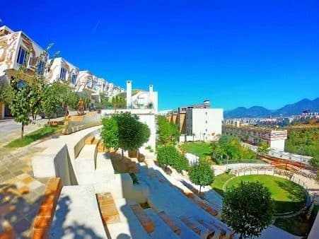 Shitet apartament 3+1 tek Kodra e Diellit 2/Cmimi per shitje: 240,000 Euro