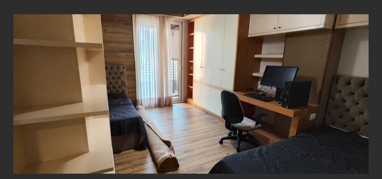 Shitet Super Apartament 4+1+2 ne Myslym Shyr 3