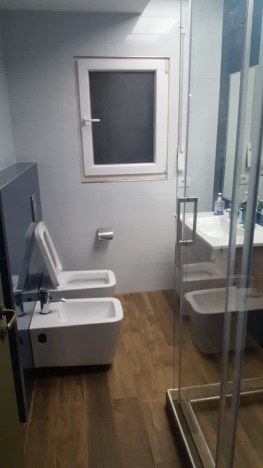Jepet me qera apartament 2+1 Te Liqeni Thate 2