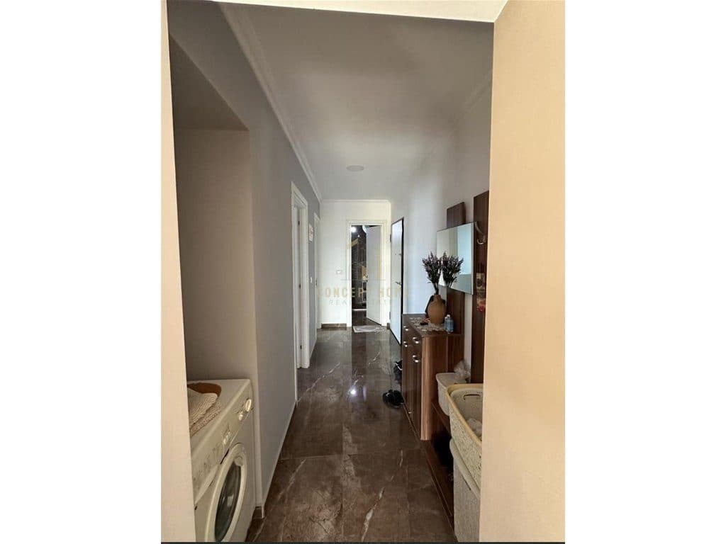 Shitet apartament 2+1 Ne Shkozë 4