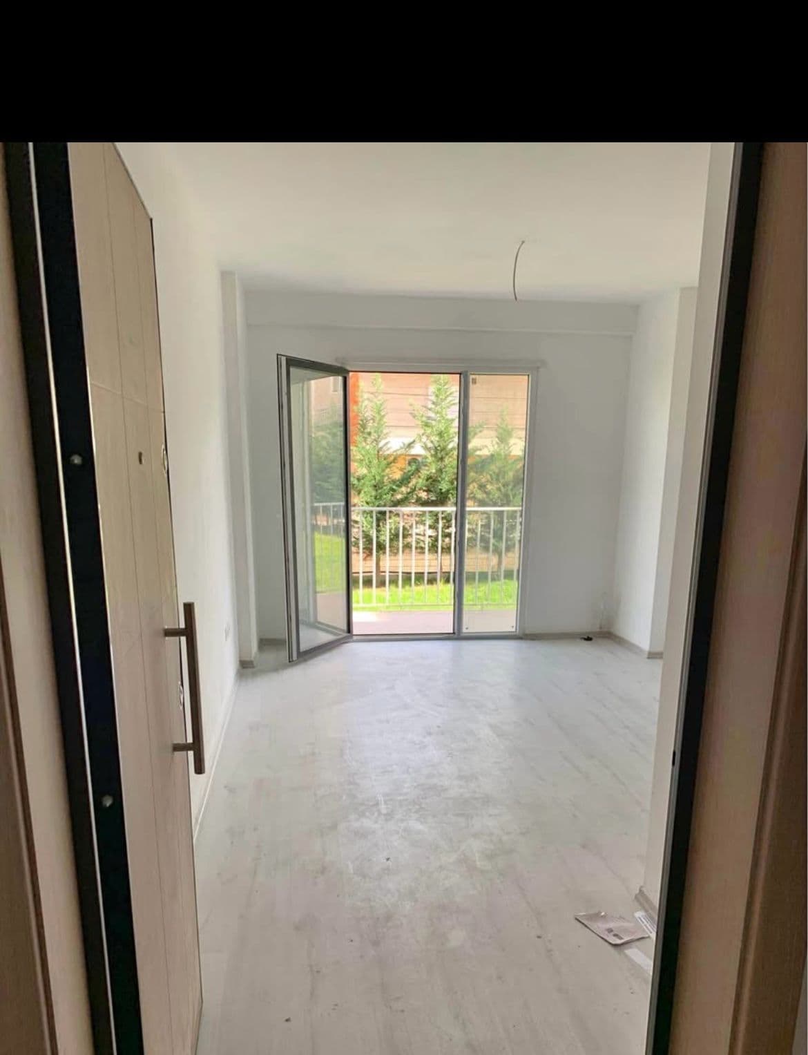 Shitet apartament 1+1 ne Astir