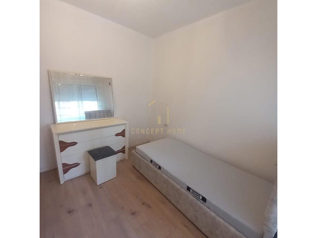Jepet me qera Apartament 2+1+2 ne Yzberisht. 4